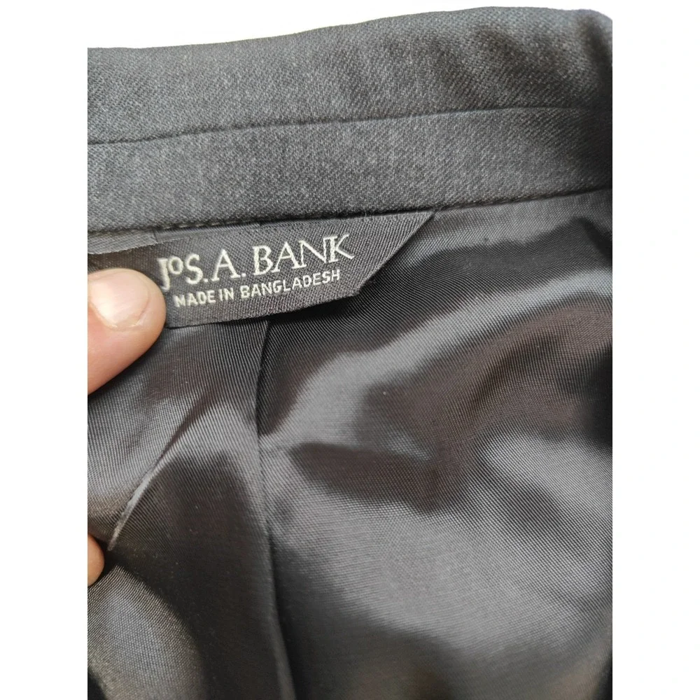 Jos A Bank 42L Charcoal Wool Blazer Mens 3 Button Sport Coat Gray Single Vented